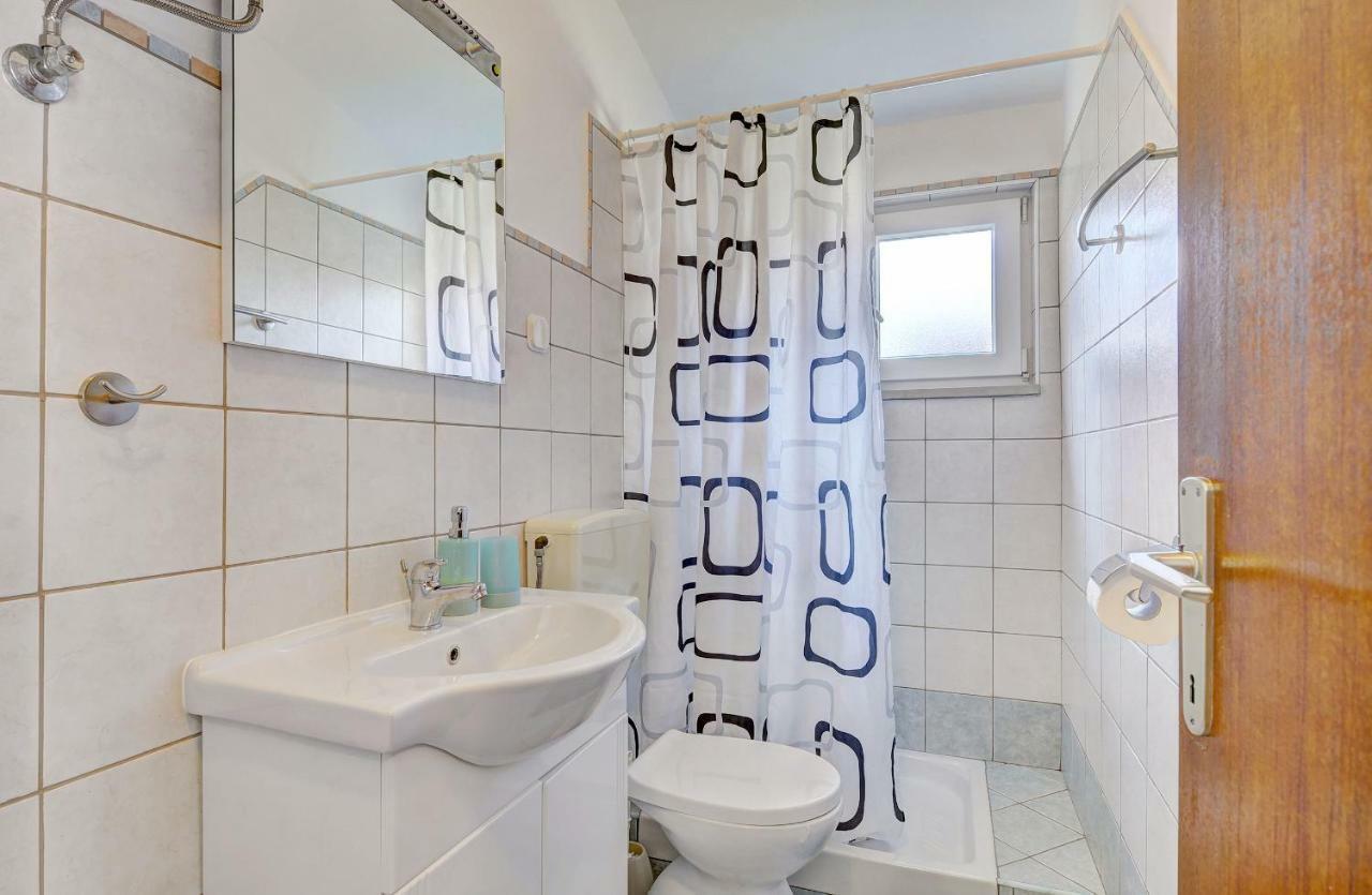 Adriatic Apartments Nada Fazana Ngoại thất bức ảnh